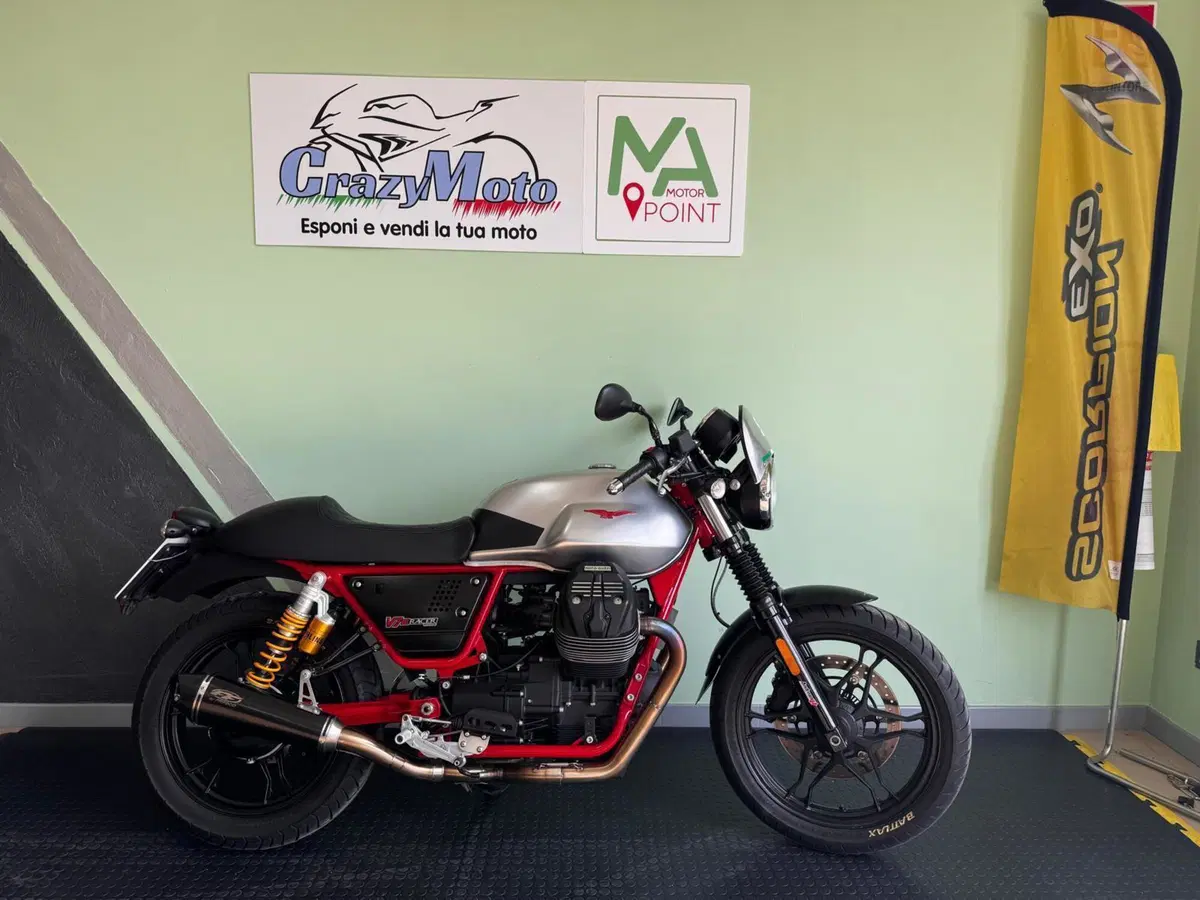 Moto Guzzi V7 III Racer (2017 - 20)