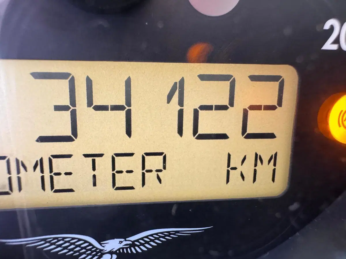 Moto Guzzi V7 III Racer (2017 - 20) (12)