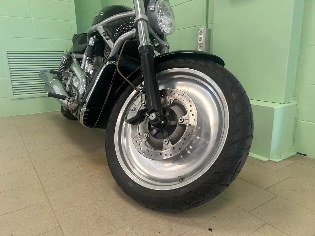 Harley-Davidson 1130 V-Rod (2006) - VRSCA (11)