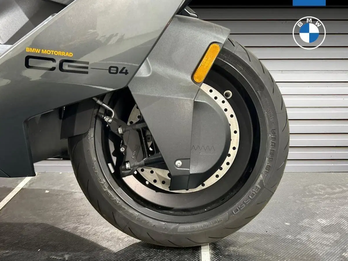 Bmw CE 04 (2021 - 25) (14)