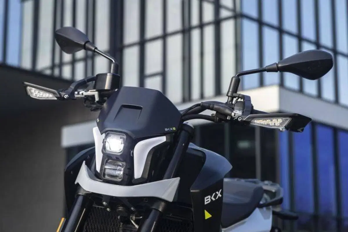 Benelli BKX 300 S (2026) (6)