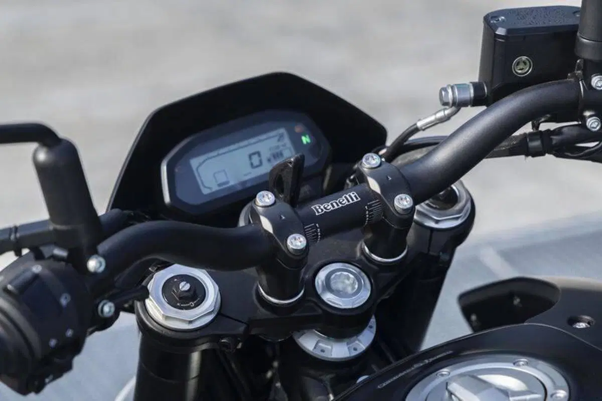 Benelli BKX 300 S (2026) (8)