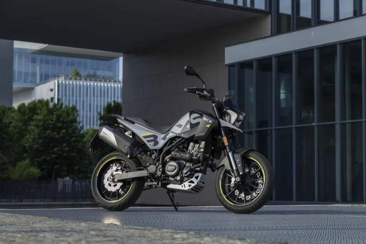 Benelli BKX 300 S (2026) (9)