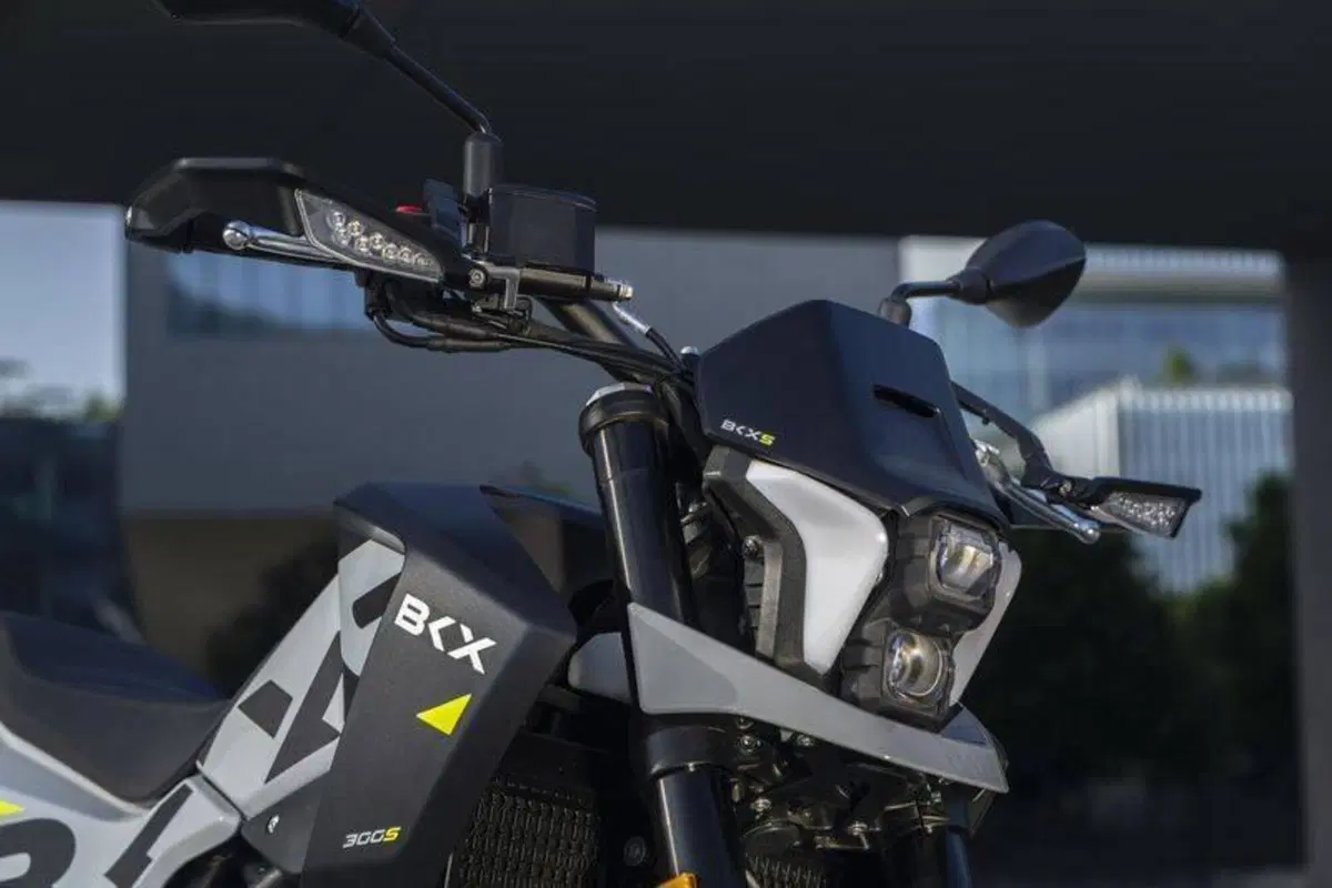 Benelli BKX 300 S (2026) (10)