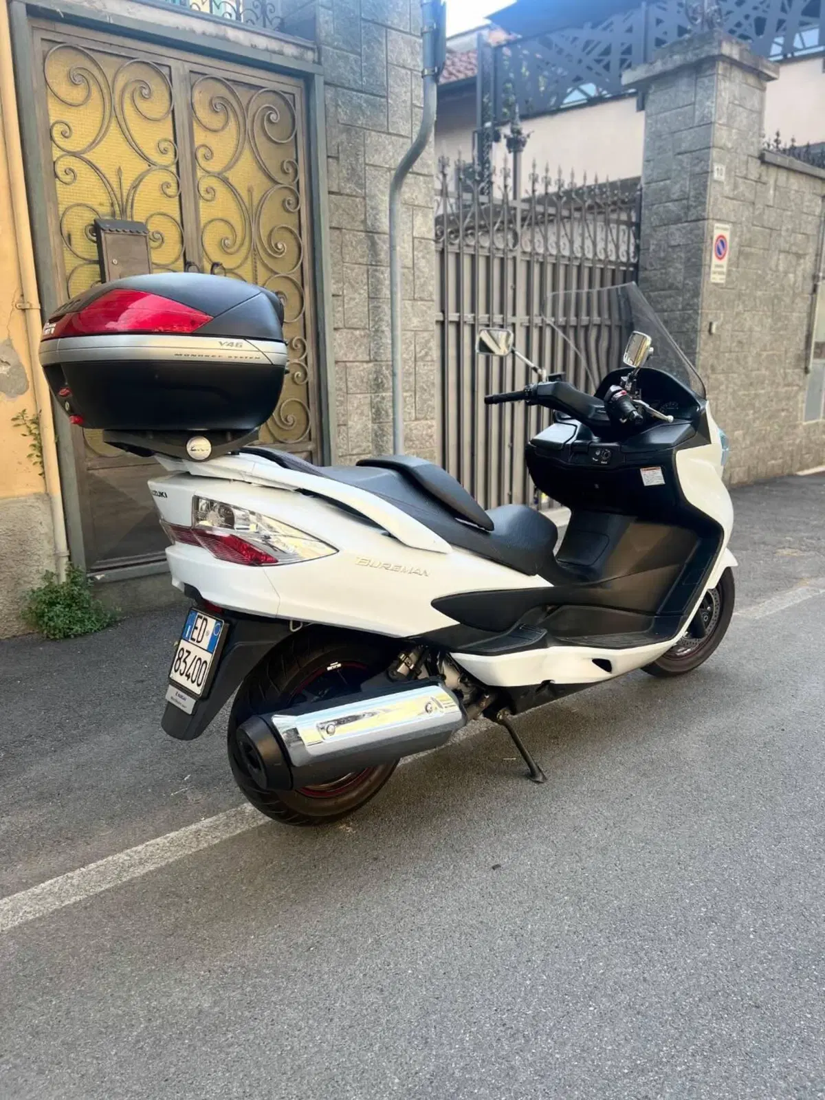 Suzuki Burgman AN 400 Lux (2012 - 16) (2)