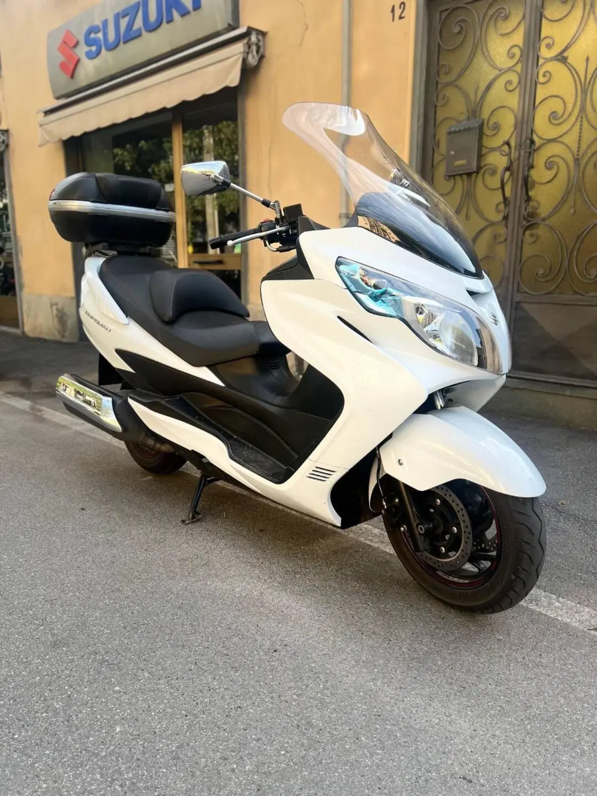 Suzuki Burgman AN 400 Lux (2012 - 16) (5)