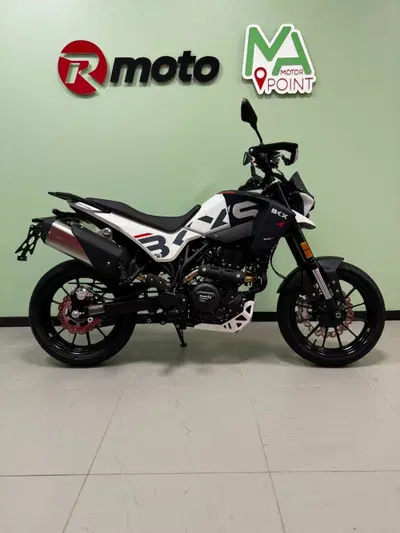 Benelli BKX 300 S (2026) nuova