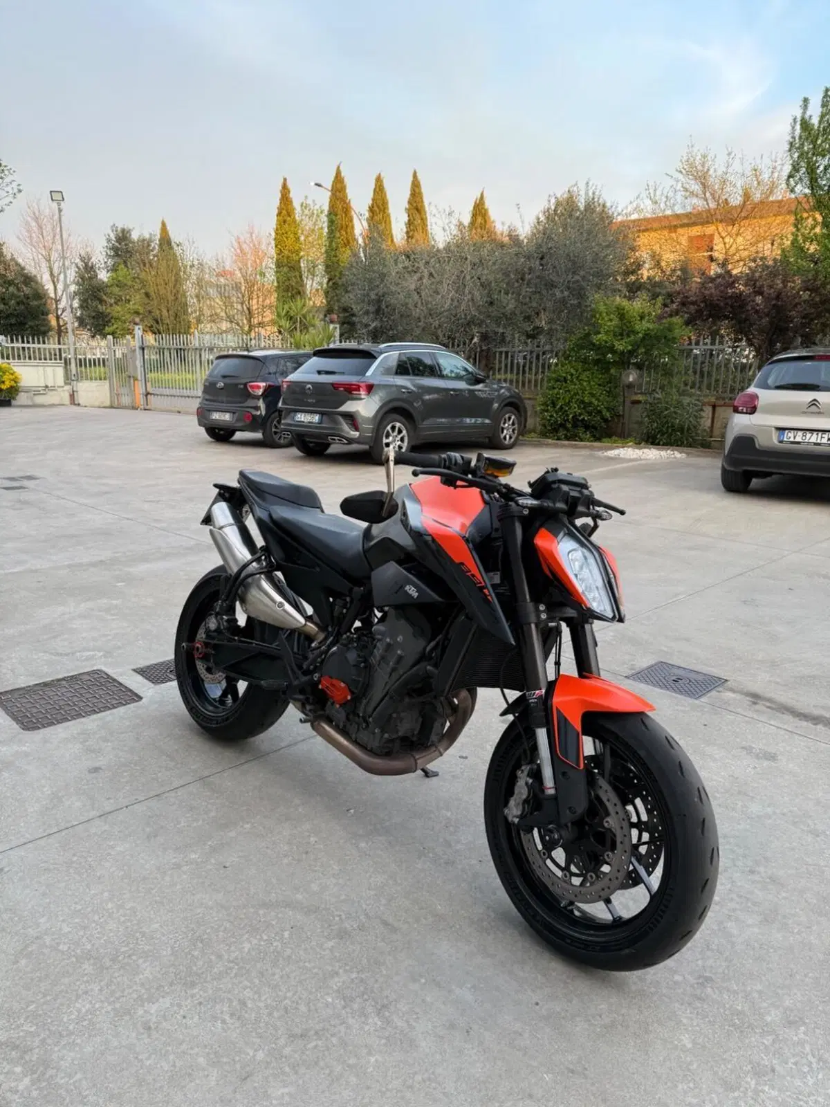 KTM 890 Duke (2021 - 23)