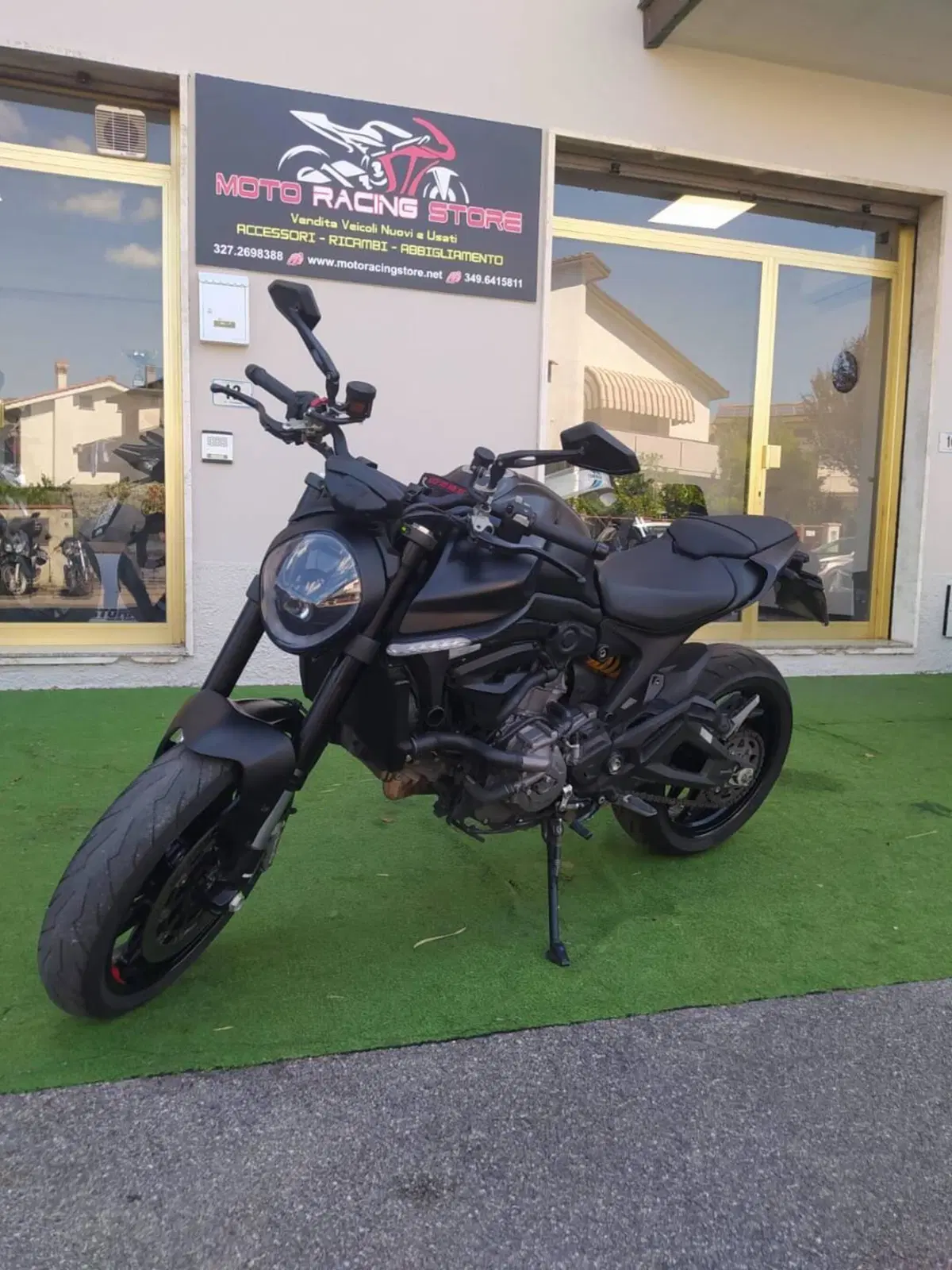 Ducati Monster 937 (2021 - 25) (5)
