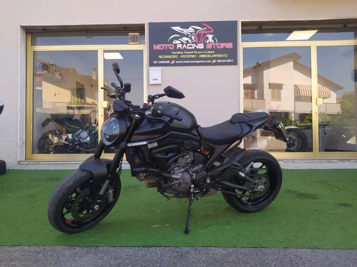Ducati Monster 937 (2021 - 25) (4)