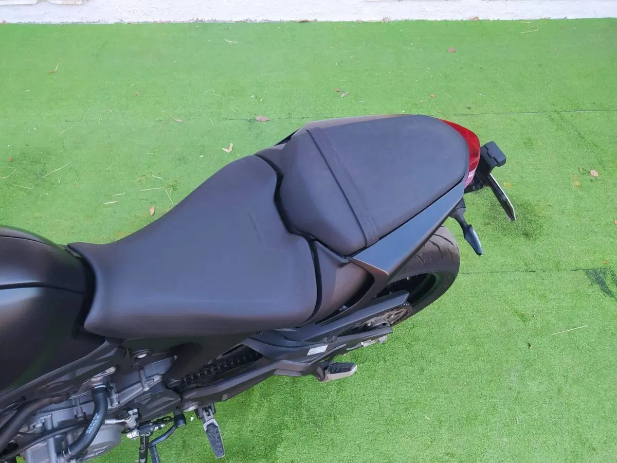 Ducati Monster 937 (2021 - 25) (7)