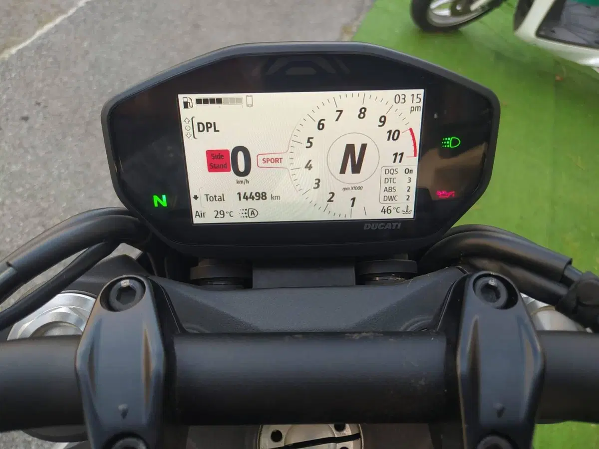 Ducati Monster 937 (2021 - 25) (11)