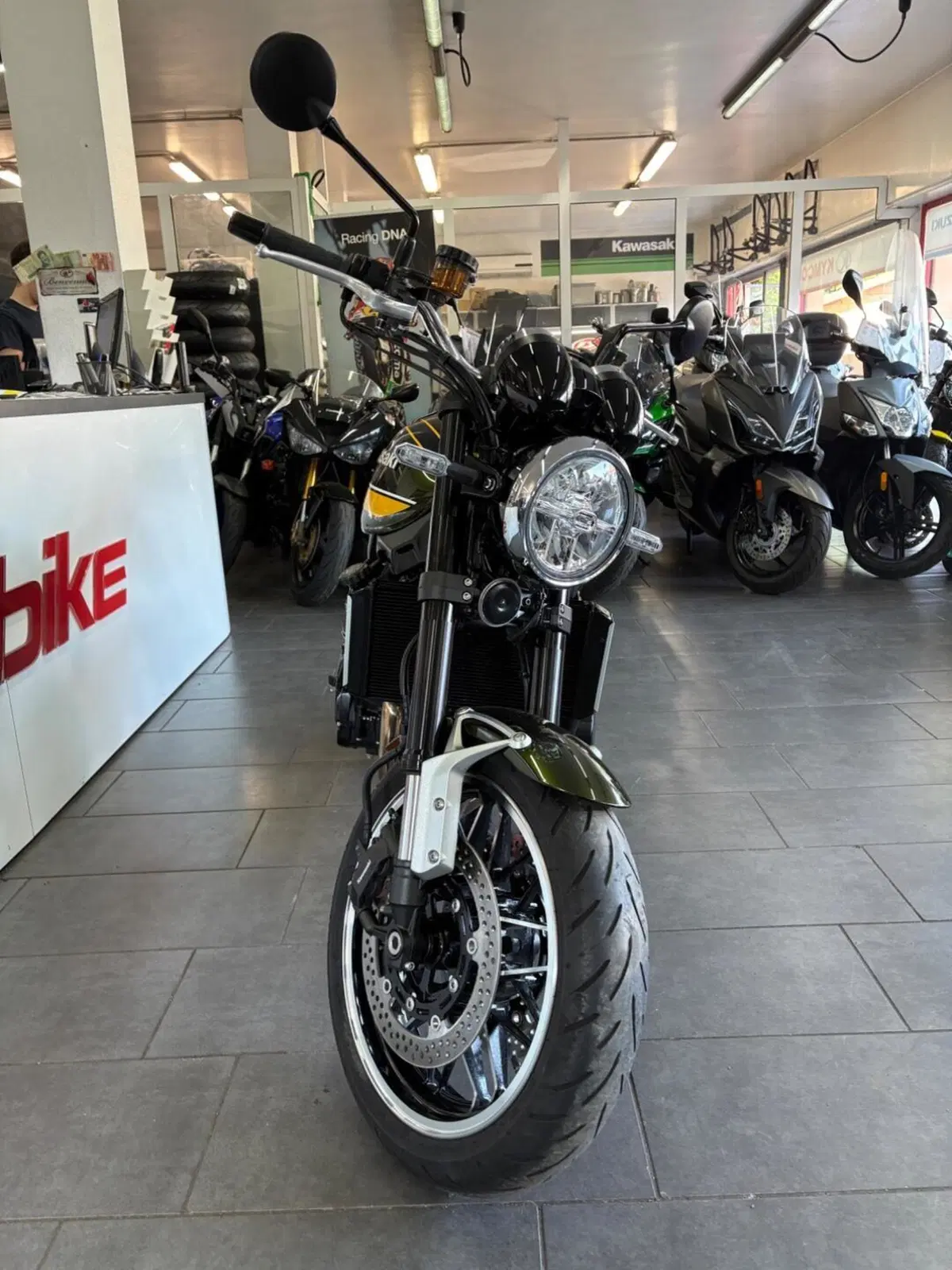 Kawasaki Z 900 RS (2018 - 20) (3)