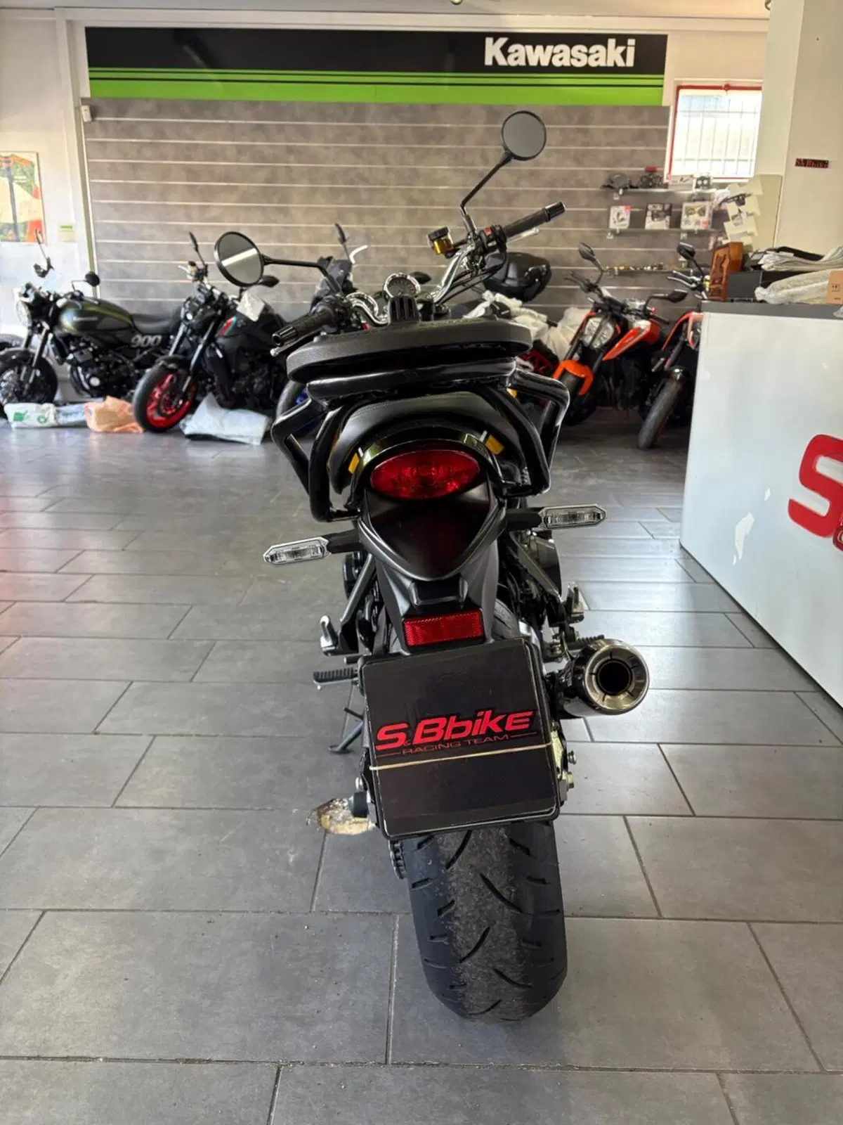 Kawasaki Z 900 RS (2018 - 20) (4)