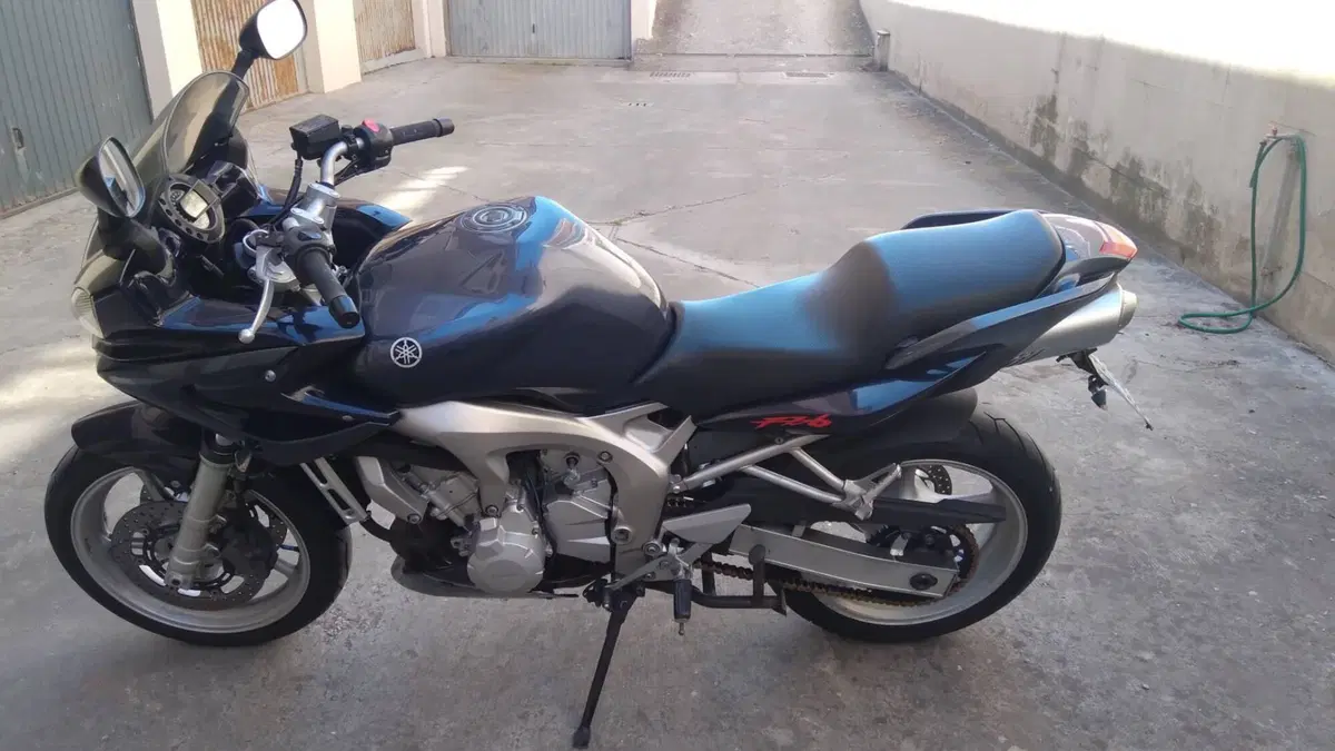 Yamaha FZ6 Fazer S2 (2006 - 11) (2)