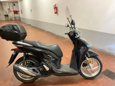 Honda SH 150i (2020 - 23) usata