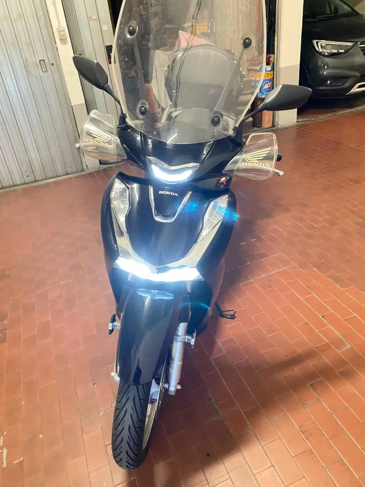 Honda SH 150i (2020 - 23) (2)
