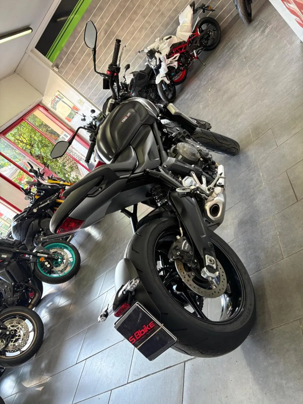 Triumph Trident 660 (2021 - 24) (5)