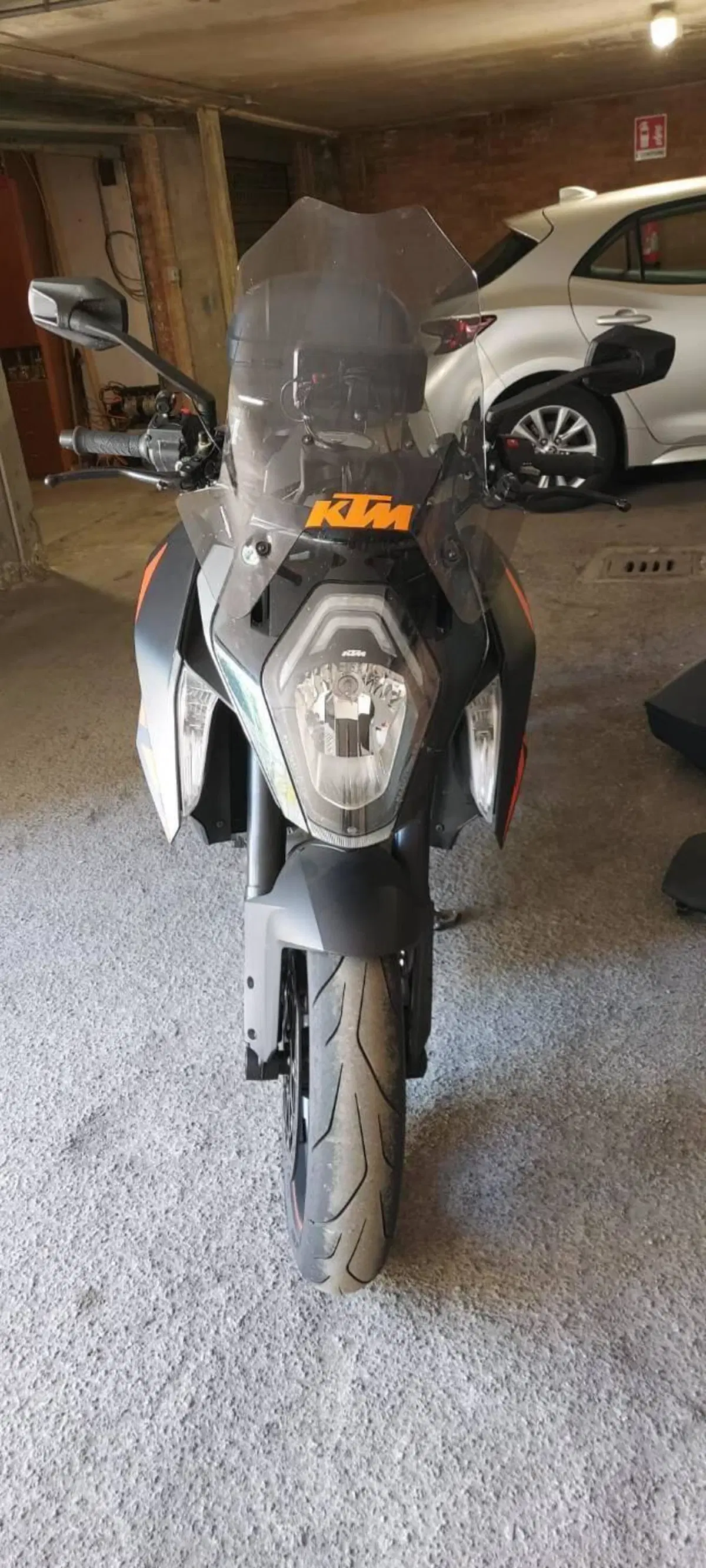 KTM 1290 Super Duke GT ABS (2016 - 18) (11)