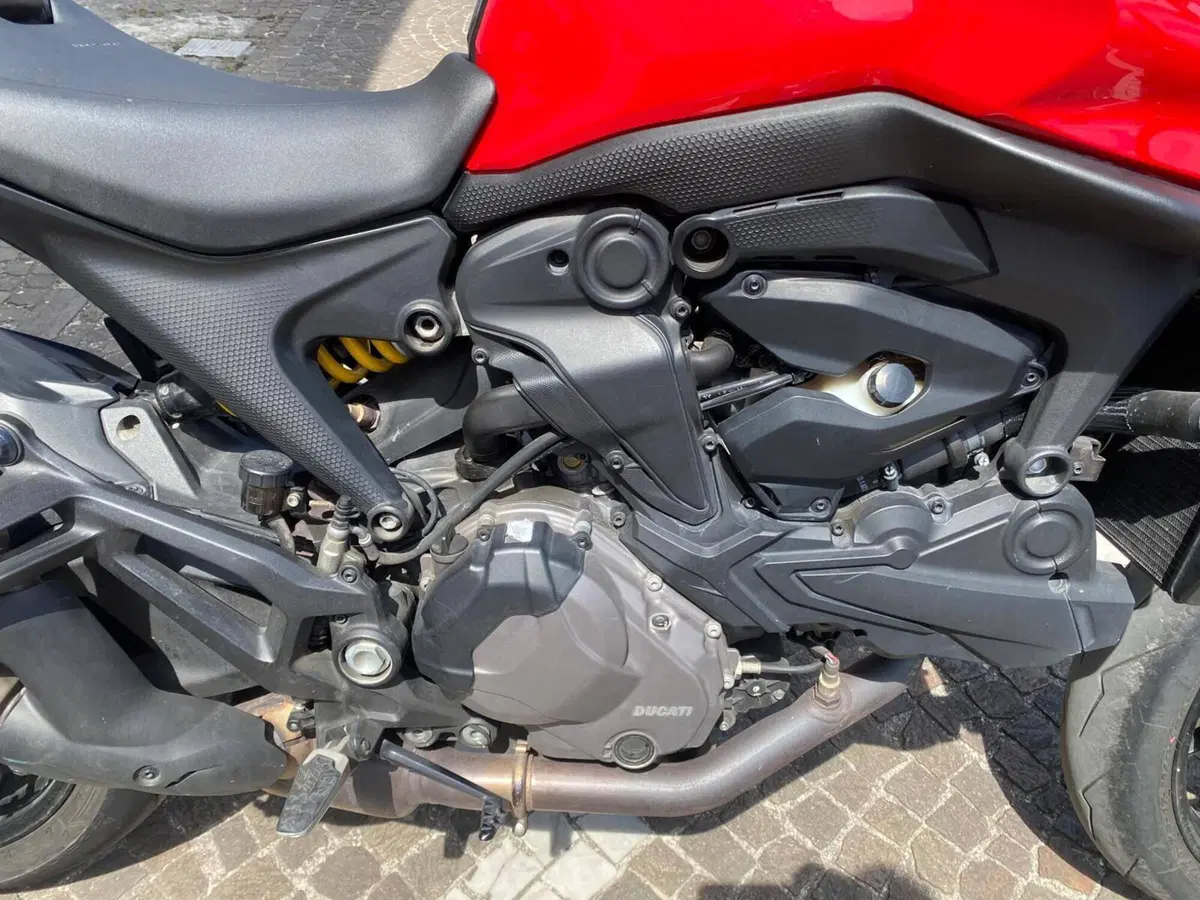 Ducati Monster 937 (2021 - 25) (10)