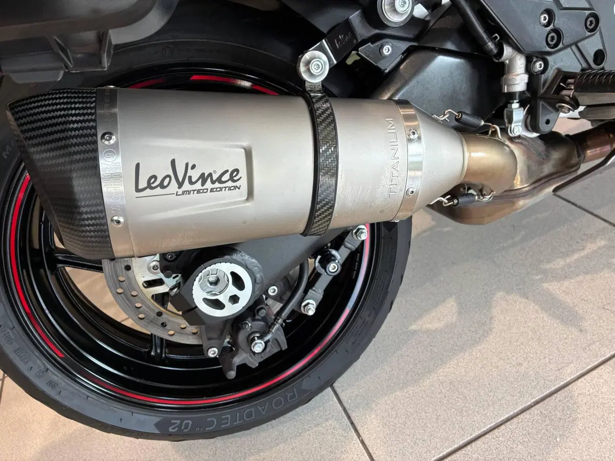 Kawasaki Ninja 1000 SX Tourer (2021 - 24) (5)
