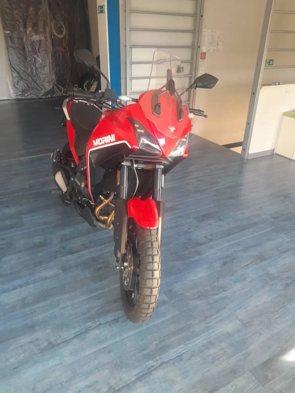 Moto Morini X-Cape 650 (2021 - 26) (2)