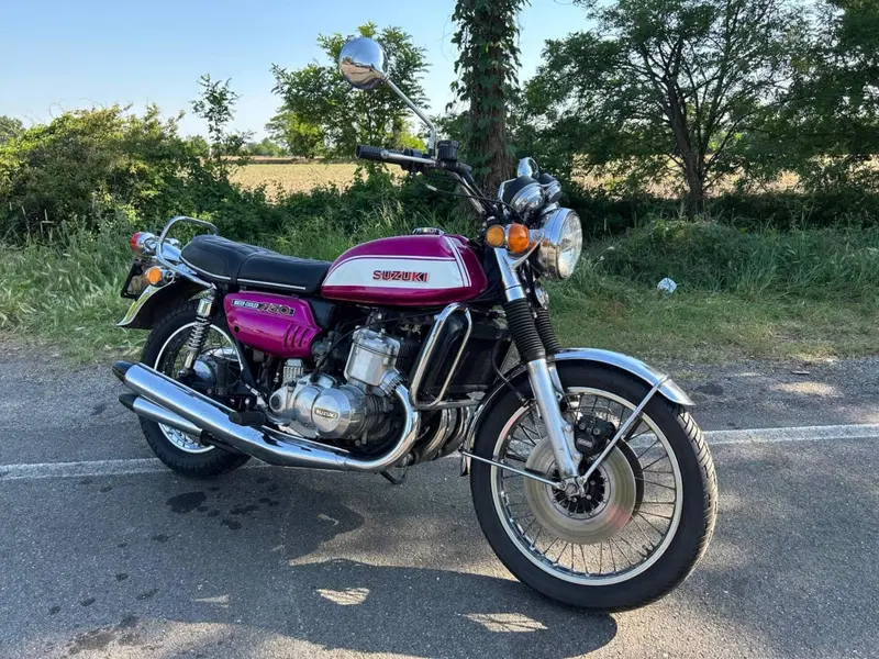 Suzuki GT 750
