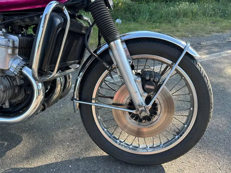 Suzuki GT 750 (4)