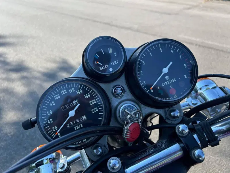 Suzuki GT 750 (9)