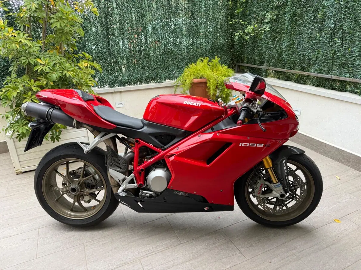 Ducati 1098 S (2006 - 11) (4)
