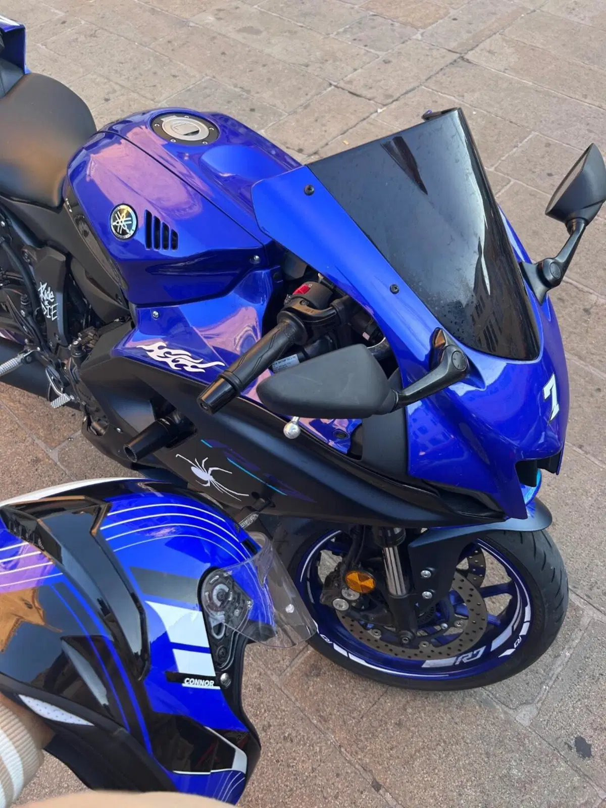 Yamaha YZF R7 (2021 - 25) (9)
