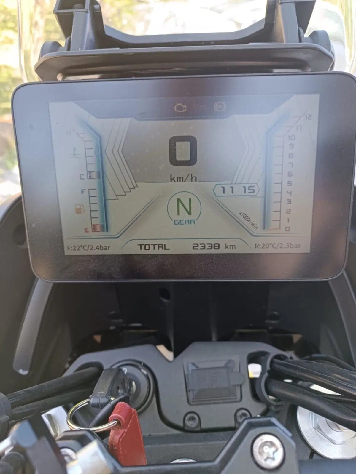 QJ Motor SVT 650 X (2024) (5)