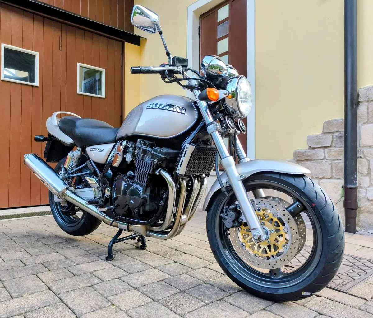 Suzuki GSX 750 (1998 - 03)