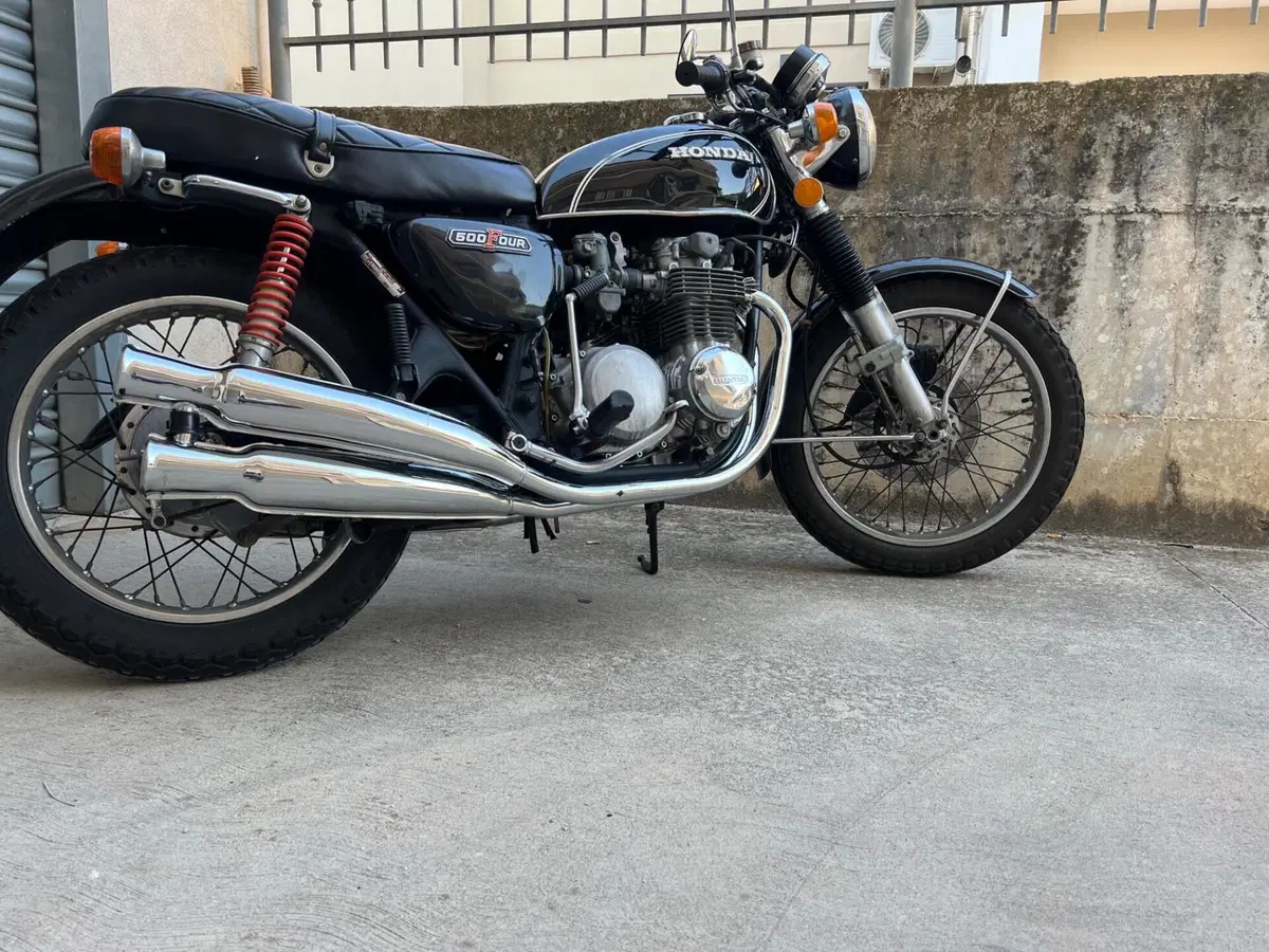 Honda Cb 500 four (2)