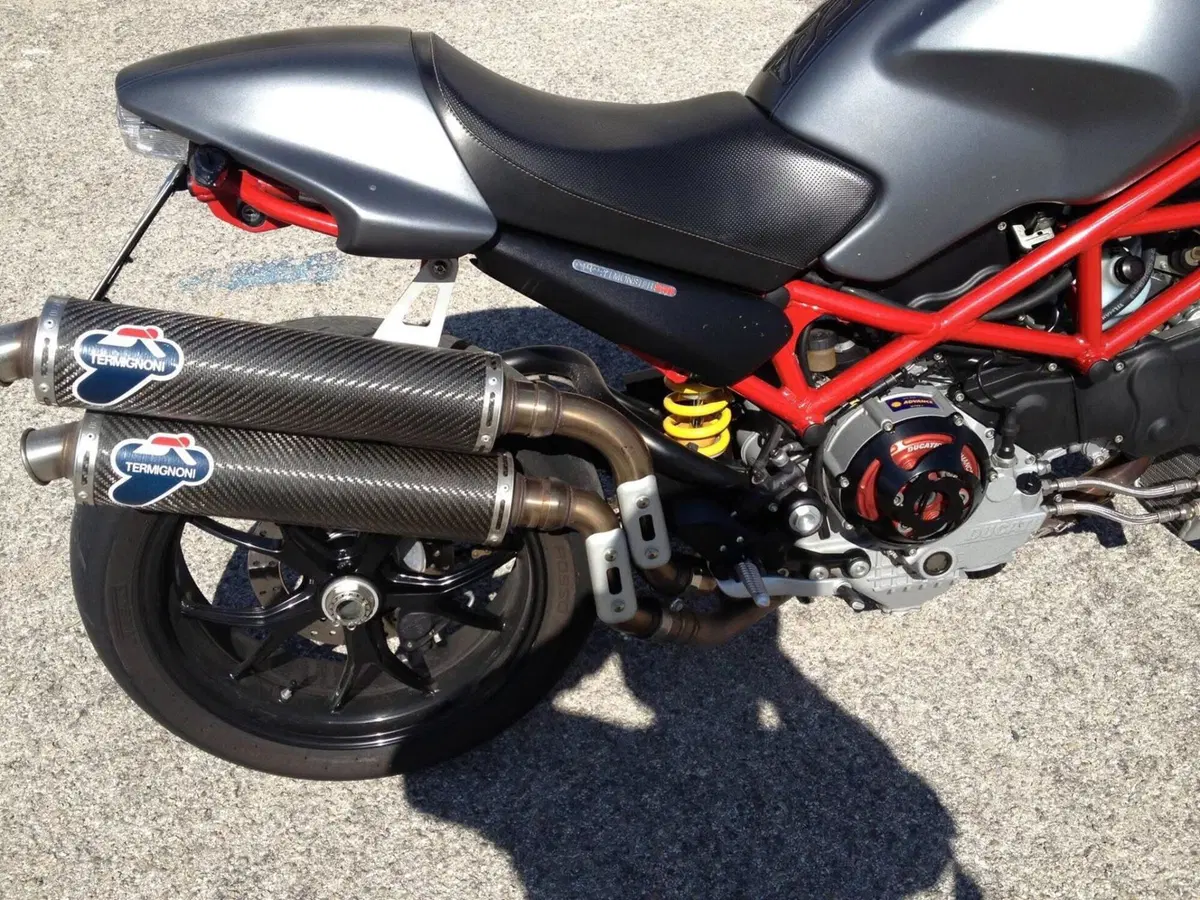 Ducati Monster S4R Testastretta (3)