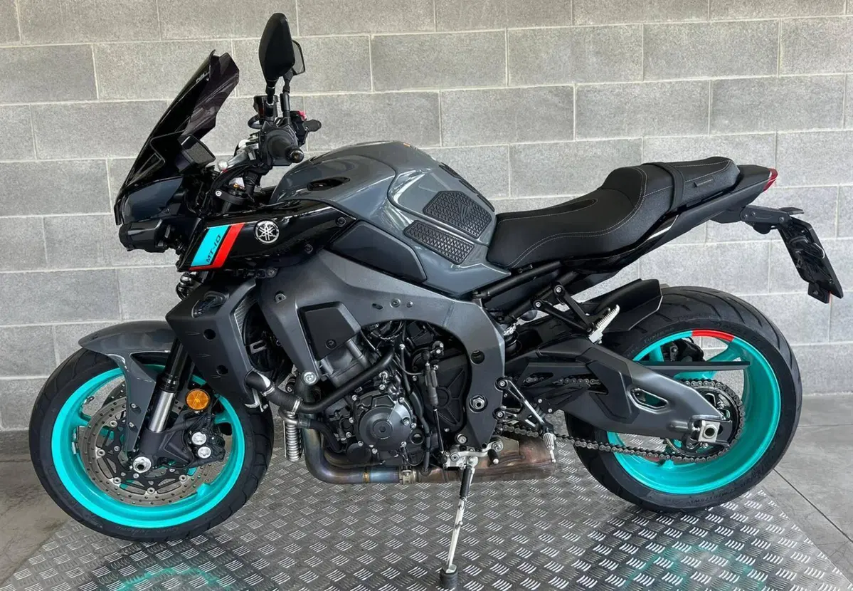 Yamaha MT-10 (2022 - 26) (3)