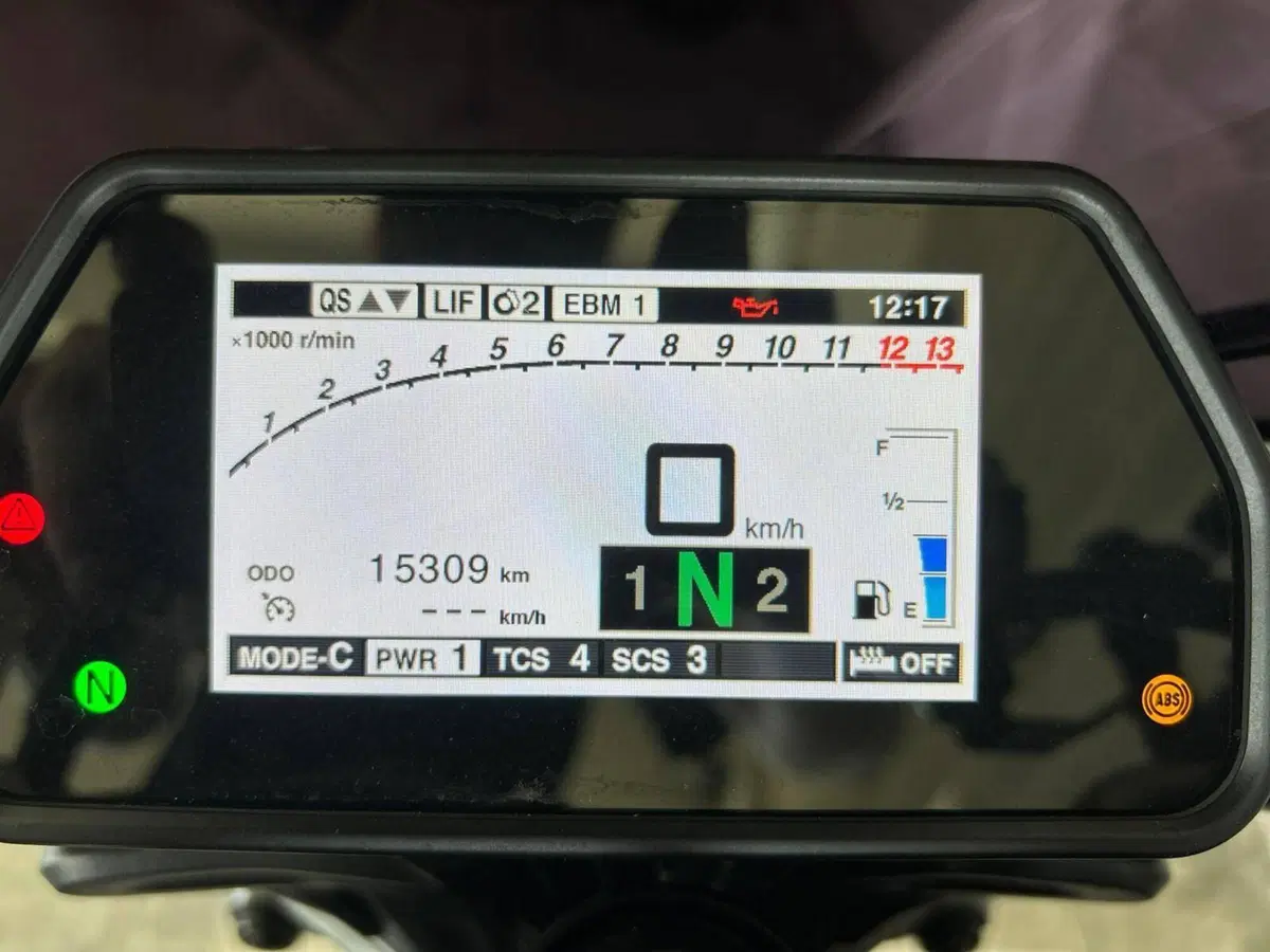 Yamaha MT-10 (2022 - 26) (4)