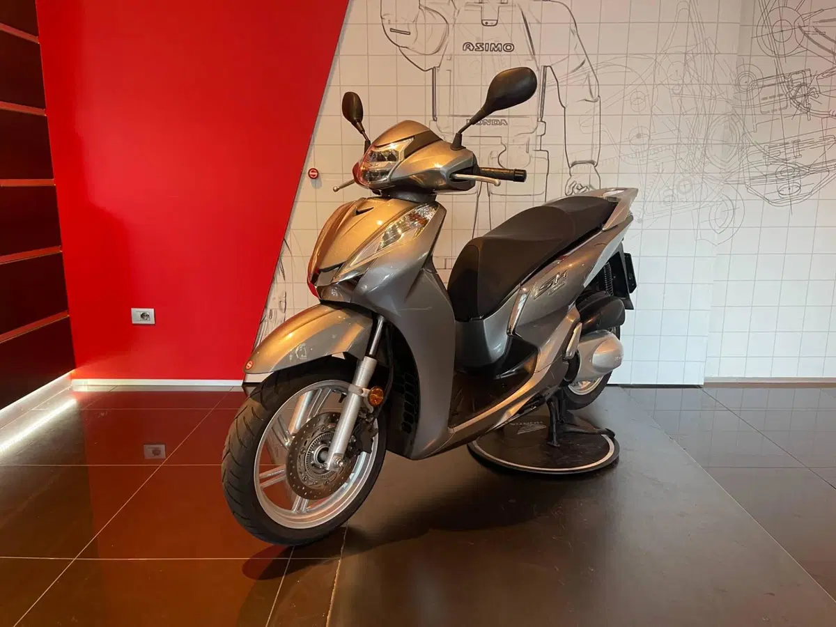 Honda SH 300 i ABS (2016 - 20) (5)