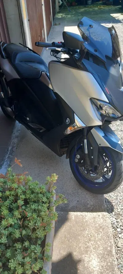 Yamaha T-Max 530 SX (2017 - 19) usata