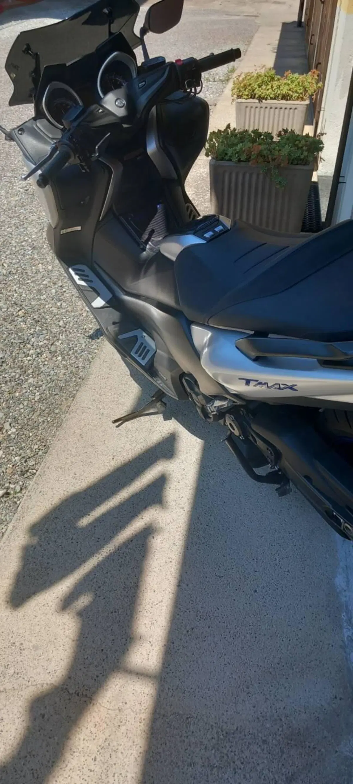 Yamaha T-Max 530 SX (2017 - 19) (3)
