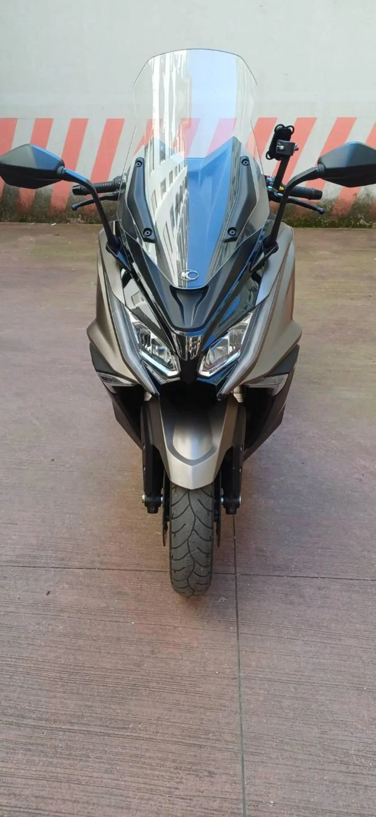 Kymco AK 550 ETS (2021 - 26)