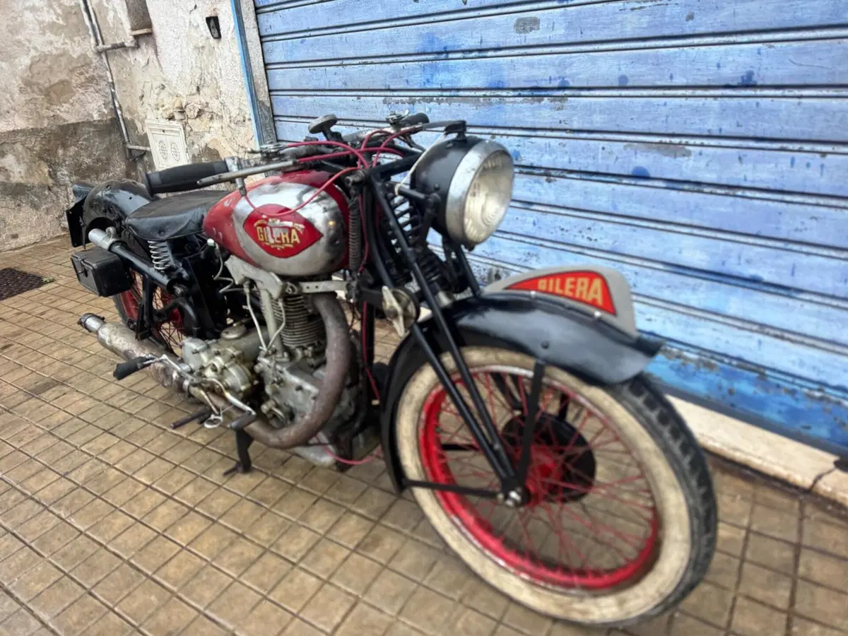 Gilera VTGSE (2)