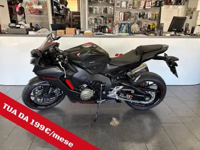 Honda CBR 1000 RR Fireblade (2017 - 19) usata