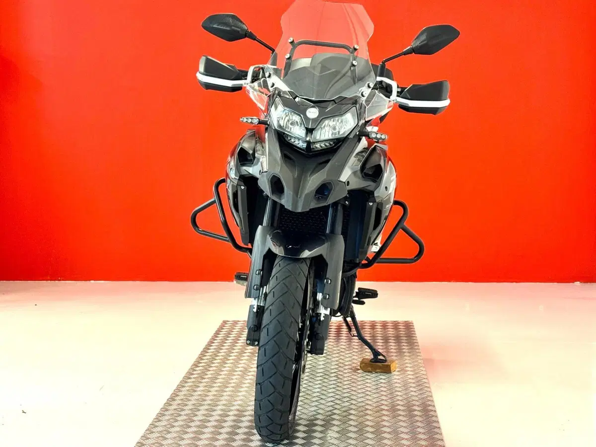 Benelli TRK 502X (2021 - 26) (3)