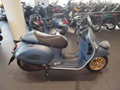 Vespa GTV 310 Officina 8 (2026) usata