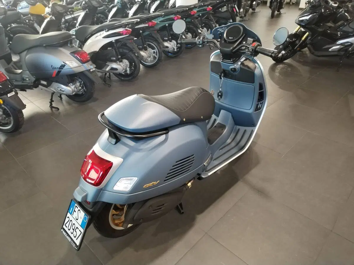 Vespa GTV 310 Officina 8 (2026) (5)