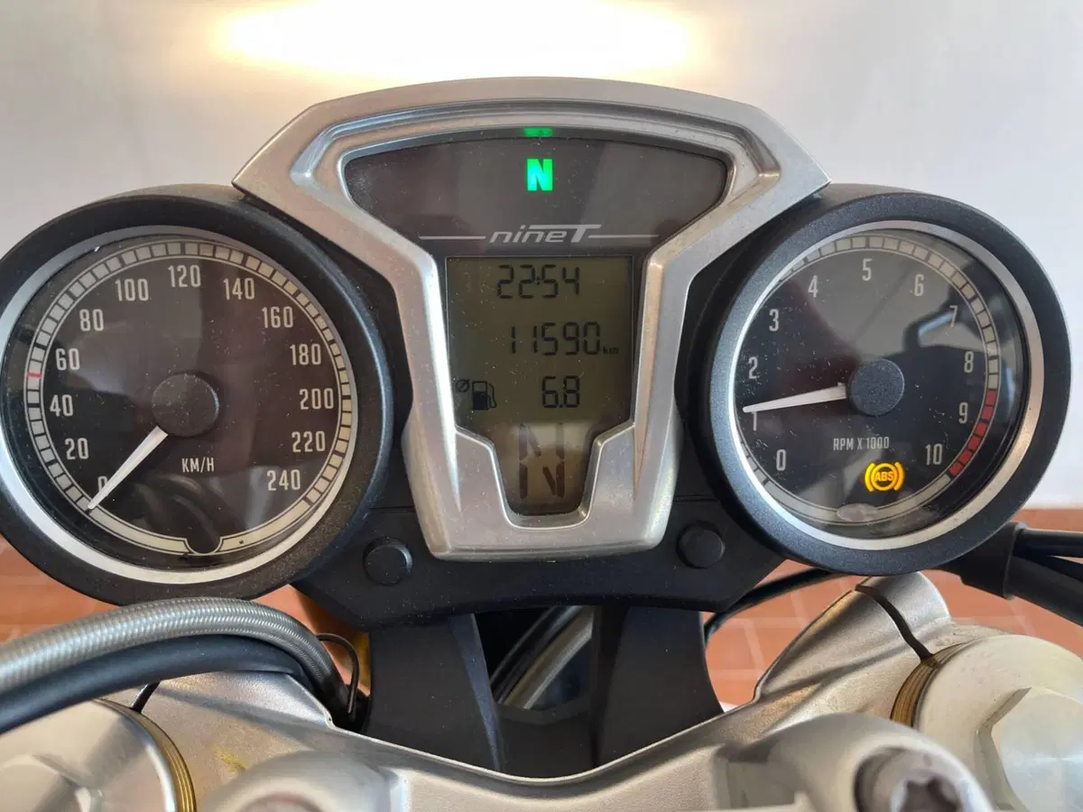 Bmw R nineT 1200 (2014 - 16) (7)