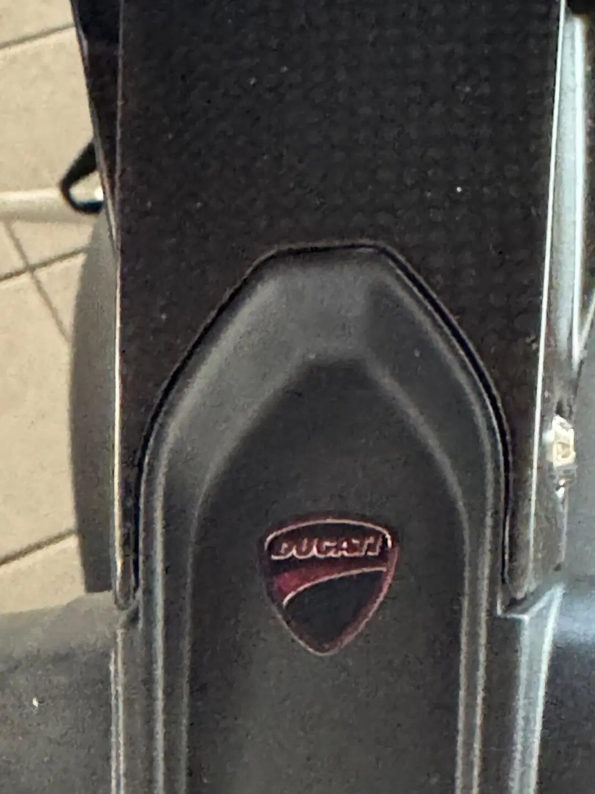 Ducati Panigale V4 S (2022 - 24) (7)
