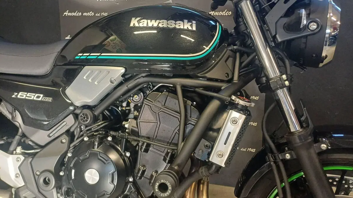 Kawasaki Z 650 RS (2022 - 24) (2)
