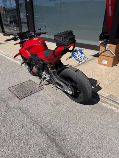 Ducati Streetfighter V4 S (2025 - 26) usata